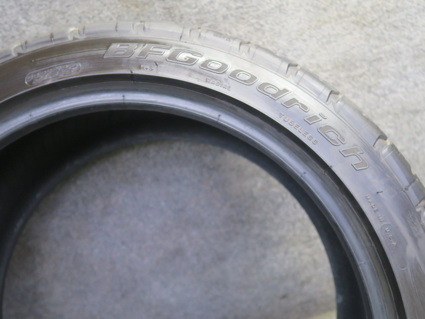 Set of 2 Bfgoodrich G-force COMP-2 A/S TIRE275/40 ZR20 106Y 4824 5/32 Tread