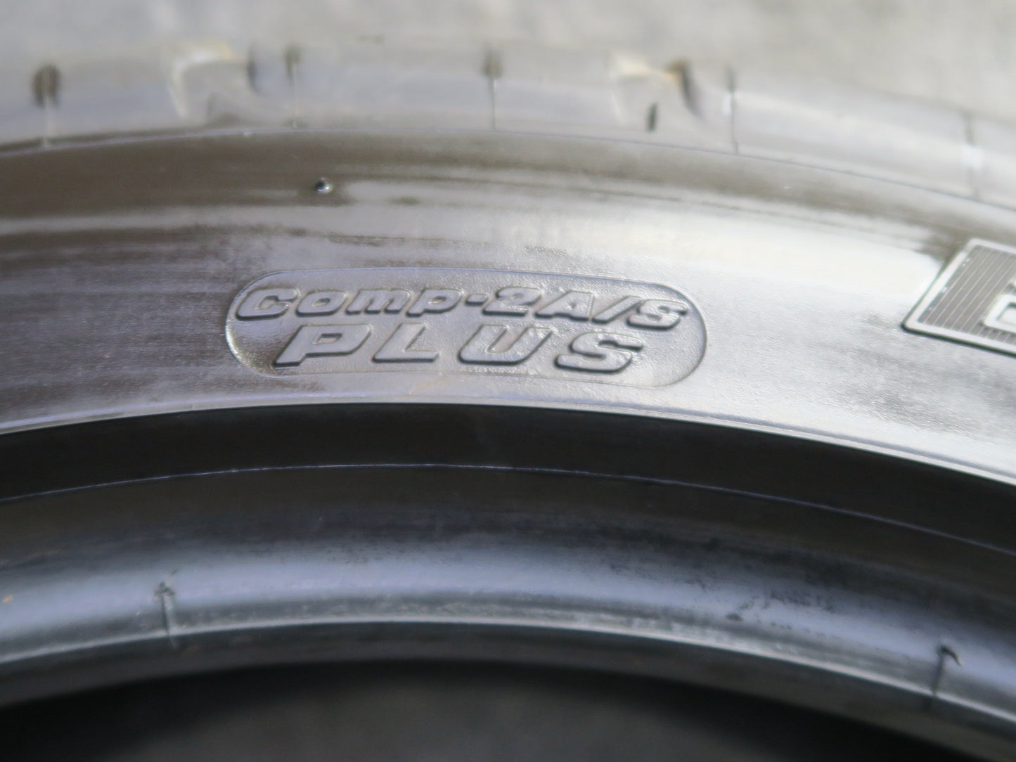 Set of 2 Bfgoodrich G-force COMP-2 A/S TIRE275/40 ZR20 106Y 4824 5/32 Tread