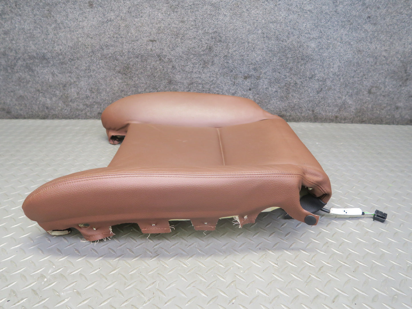 11-13 BMW F10 550iX Front Left Comfort Seat Lower Leather Cushion OEM