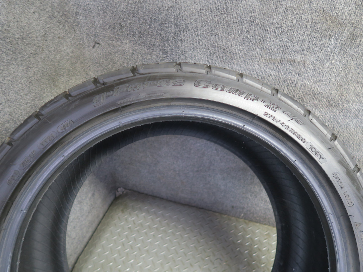 Set of 2 Bfgoodrich G-force COMP-2 A/S TIRE275/40 ZR20 106Y 4824 8/32 Tread