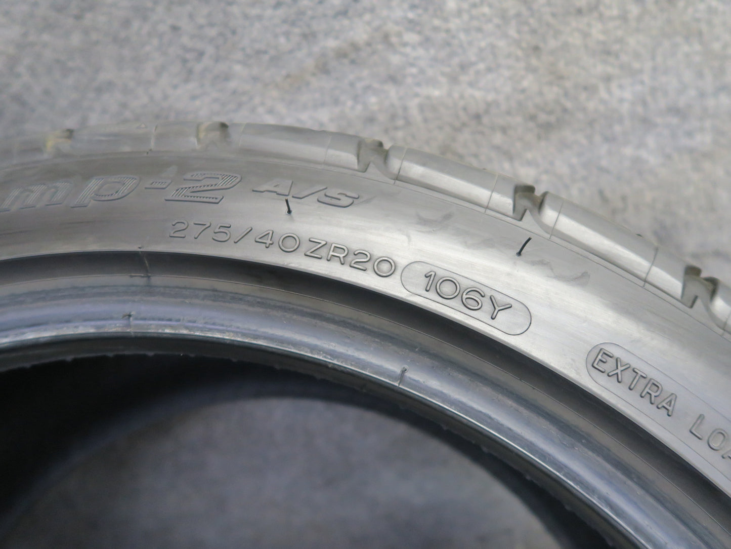Set of 2 Bfgoodrich G-force COMP-2 A/S TIRE275/40 ZR20 106Y 4824 8/32 Tread