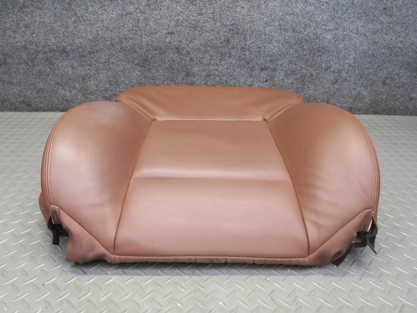 11-13 BMW F10 550iX Front Right Comfort Seat Upper Backrest Leather Cushion OEM