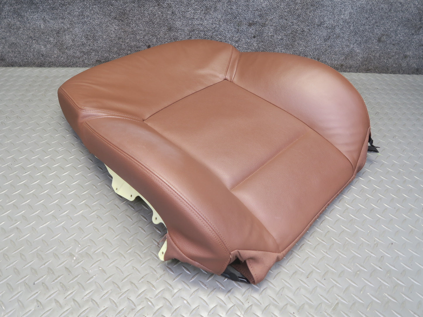 11-13 BMW F10 550iX Front Right Comfort Seat Upper Backrest Leather Cushion OEM