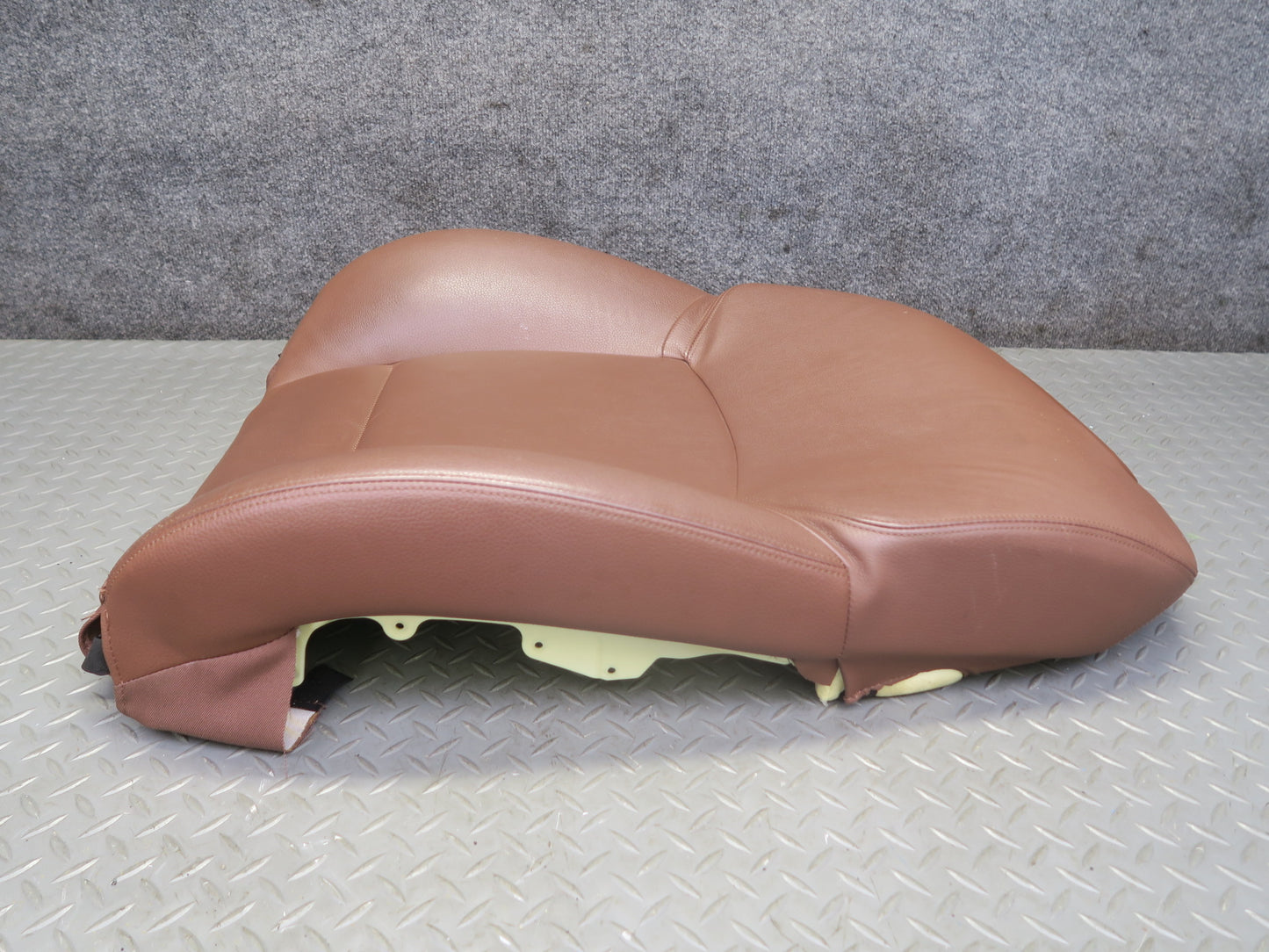 11-13 BMW F10 550iX Front Left Comfort Seat Upper Backrest Leather Cushion OEM