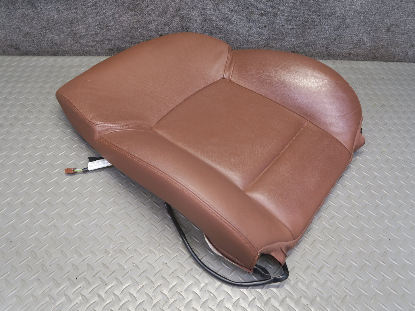 11-13 BMW F10 550iX Front Left Comfort Seat Upper Backrest Leather Cushion OEM