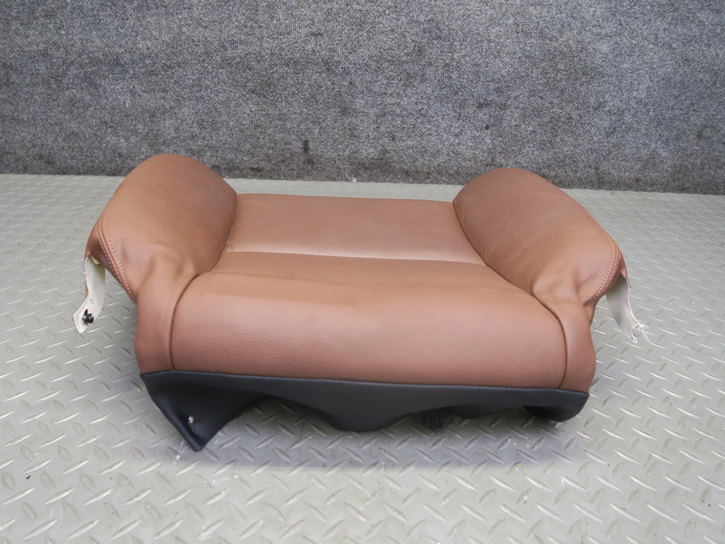 11-13 BMW F10 550iX Front Right Comfort Seat Lower Leather Cushion OEM
