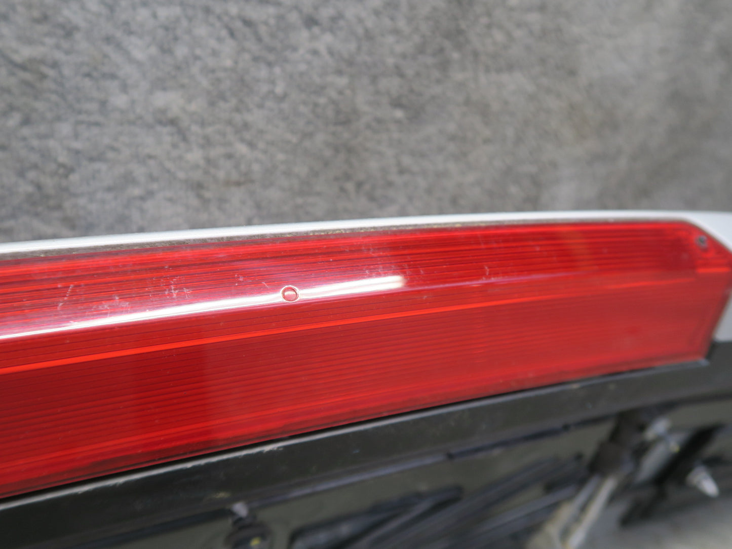 2014-2018 BMW F15 X5 Rear Trunk Tailgate Liftgate Spoiler W/ Brake Light