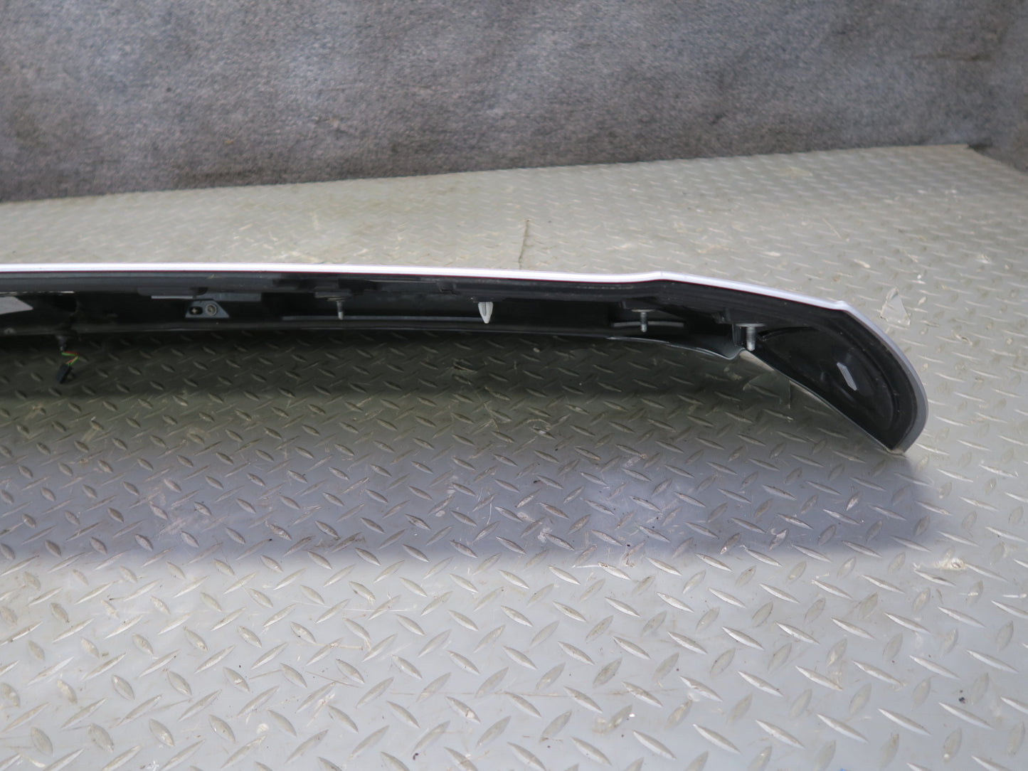 2014-2018 BMW F15 X5 Rear Trunk Tailgate Liftgate Spoiler W/ Brake Light