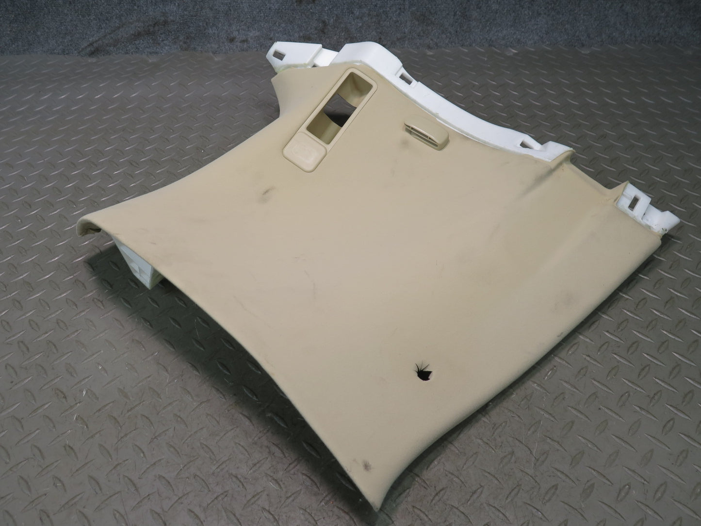 2008-2015 Lexus URJ201L LX570 Rear Left Side Quarter Pillar Trim Panel