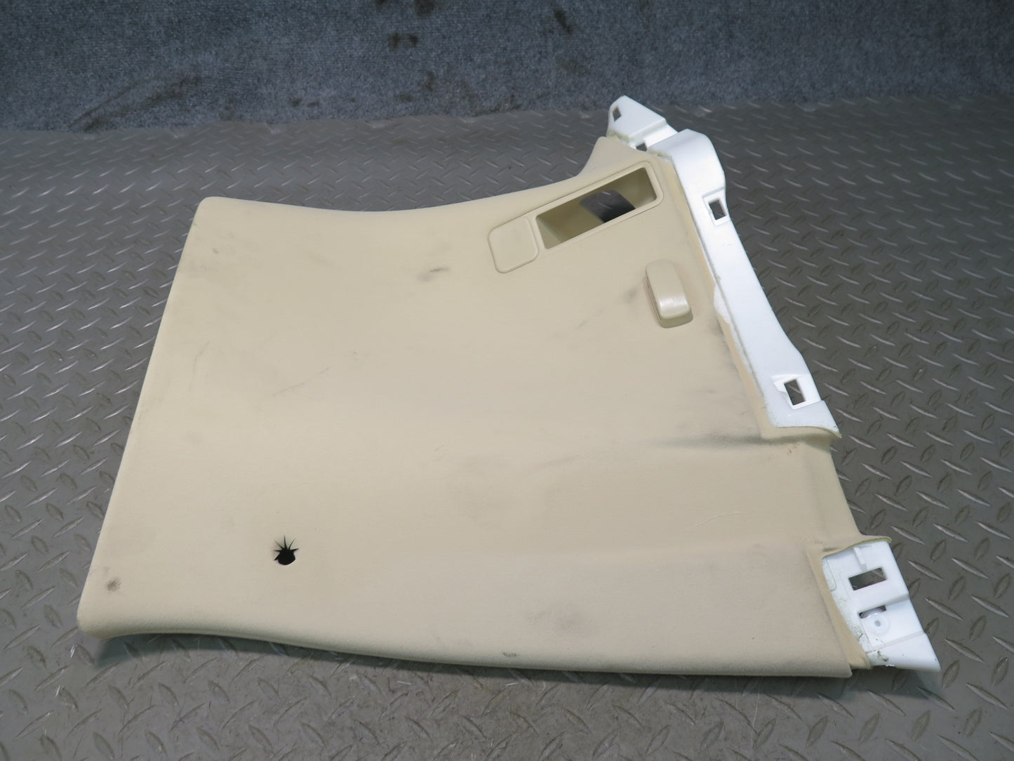 2008-2015 Lexus URJ201L LX570 Rear Left Side Quarter Pillar Trim Panel