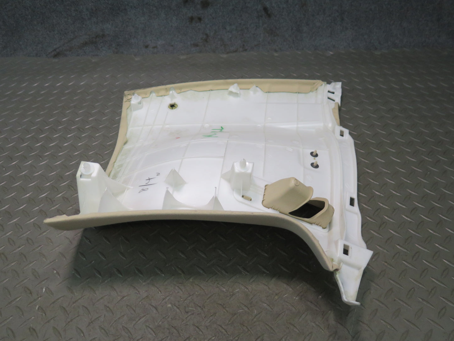 2008-2015 Lexus URJ201L LX570 Rear Left Side Quarter Pillar Trim Panel