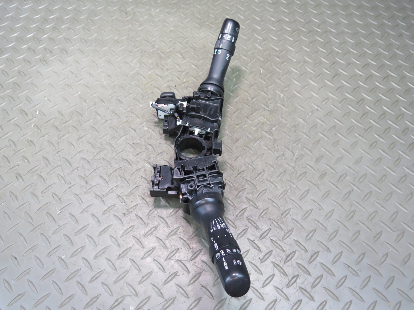2008-2011 Lexus URJ201L LX570 Steering Column Turn Signal Wiper Multi Switch