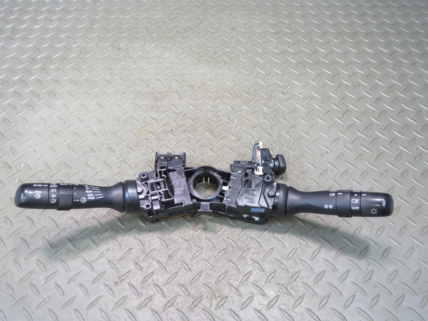 2008-2011 Lexus URJ201L LX570 Steering Column Turn Signal Wiper Multi Switch