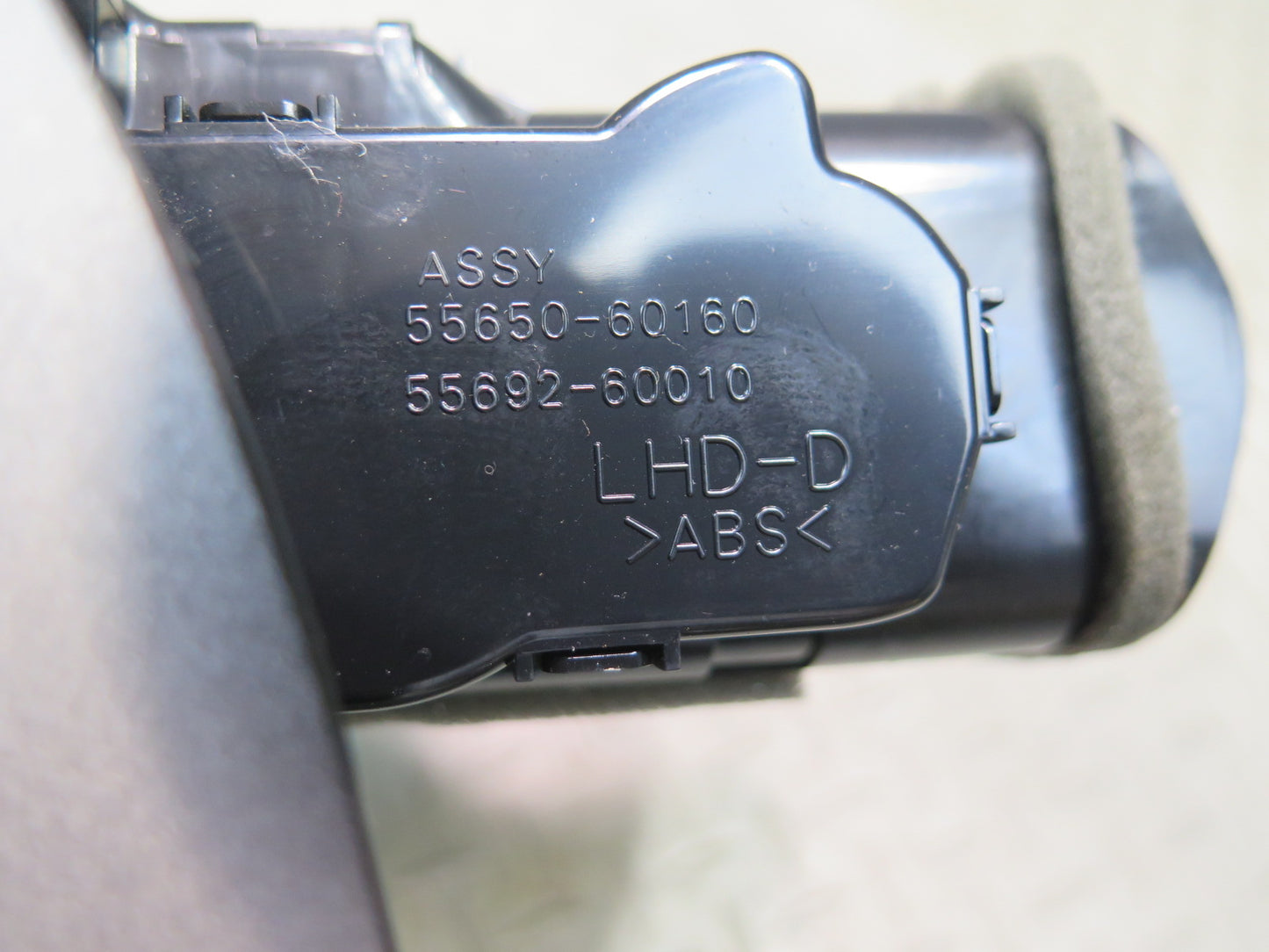 2008-2011 Lexus URJ201L LX570 Front Left Driver Side A/C Heater Air Vent