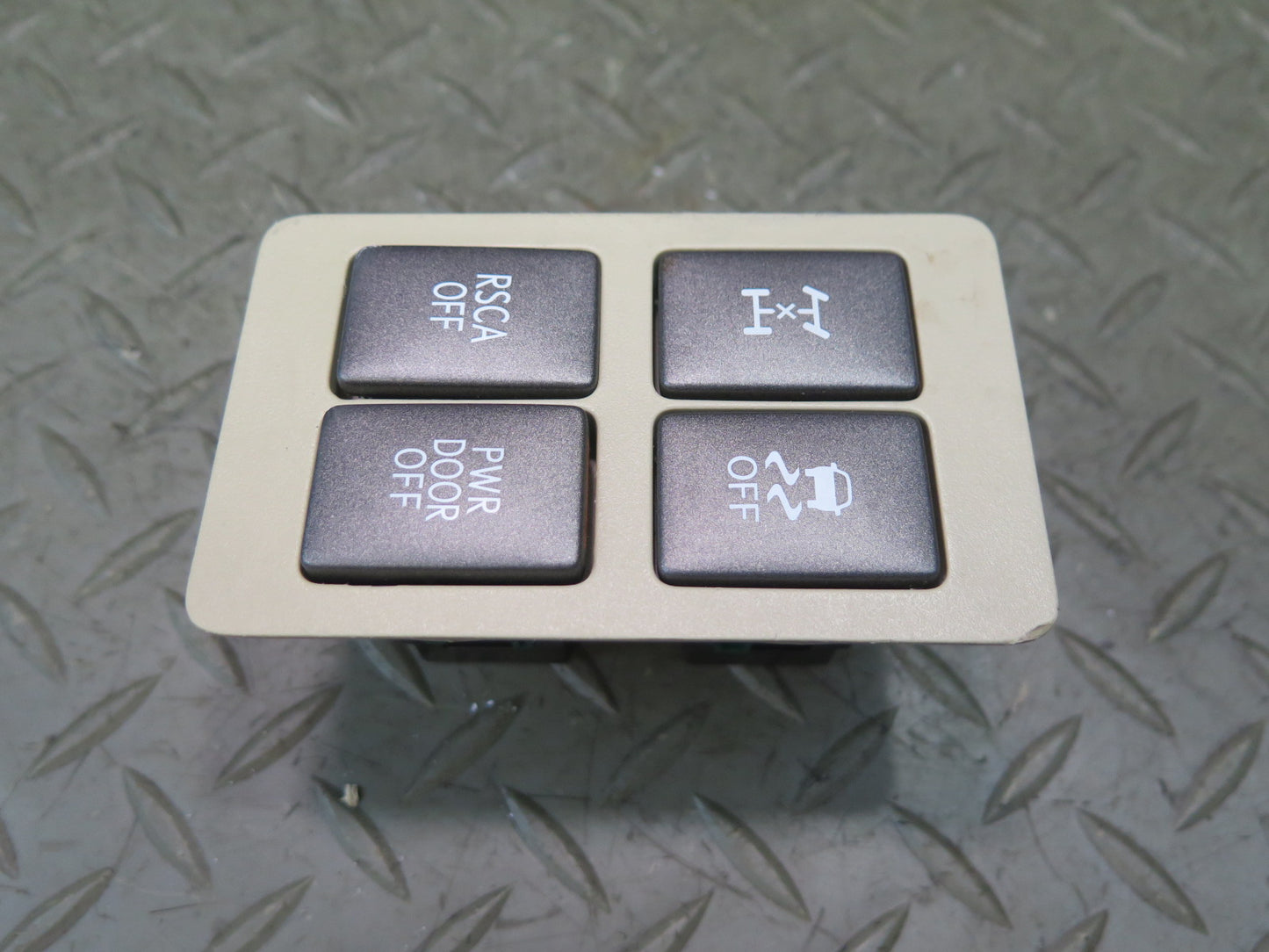 08-11 Lexus URJ201L LX570 Differential Lock Rsca Power Liftgate Traction Switch
