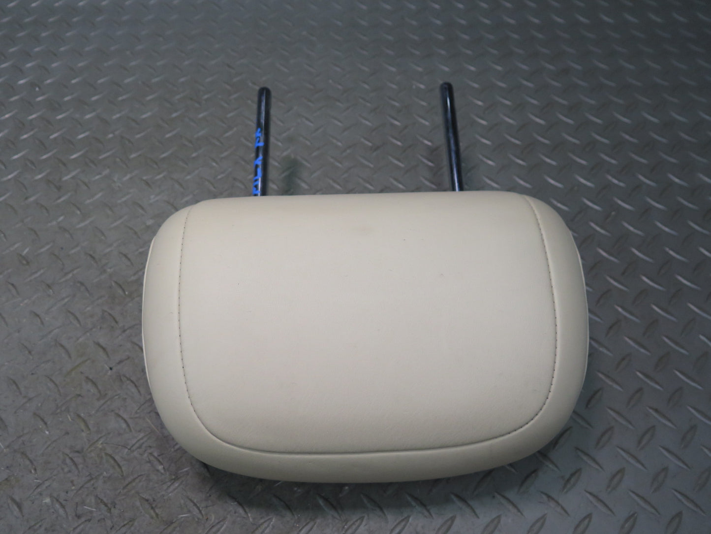 2008-2011 Lexus URJ201L LX570 Rear Left & Right Side Leather Headrest Set