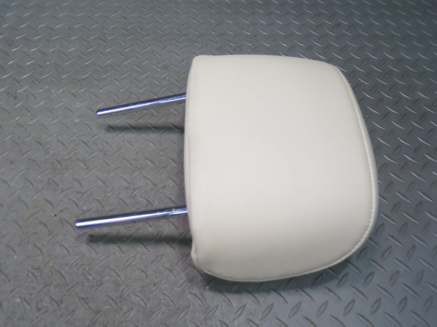 2008-2011 Lexus URJ201L LX570 Rear Left & Right Side Leather Headrest Set