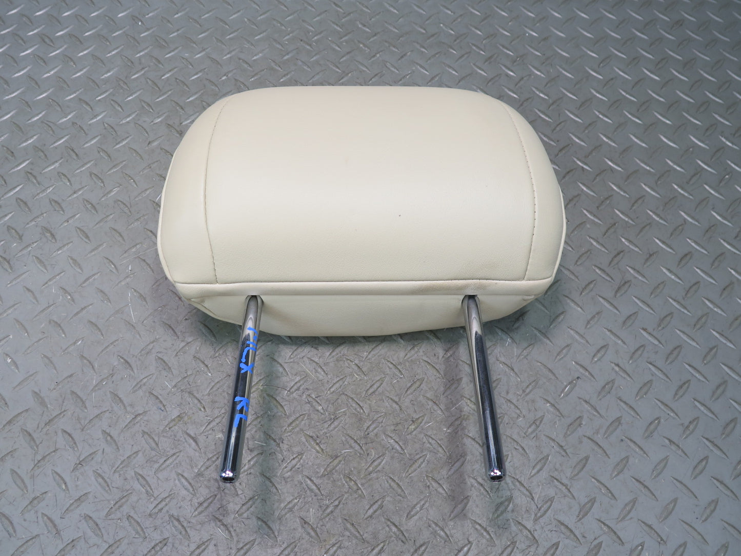 2008-2011 Lexus URJ201L LX570 Rear Left & Right Side Leather Headrest Set