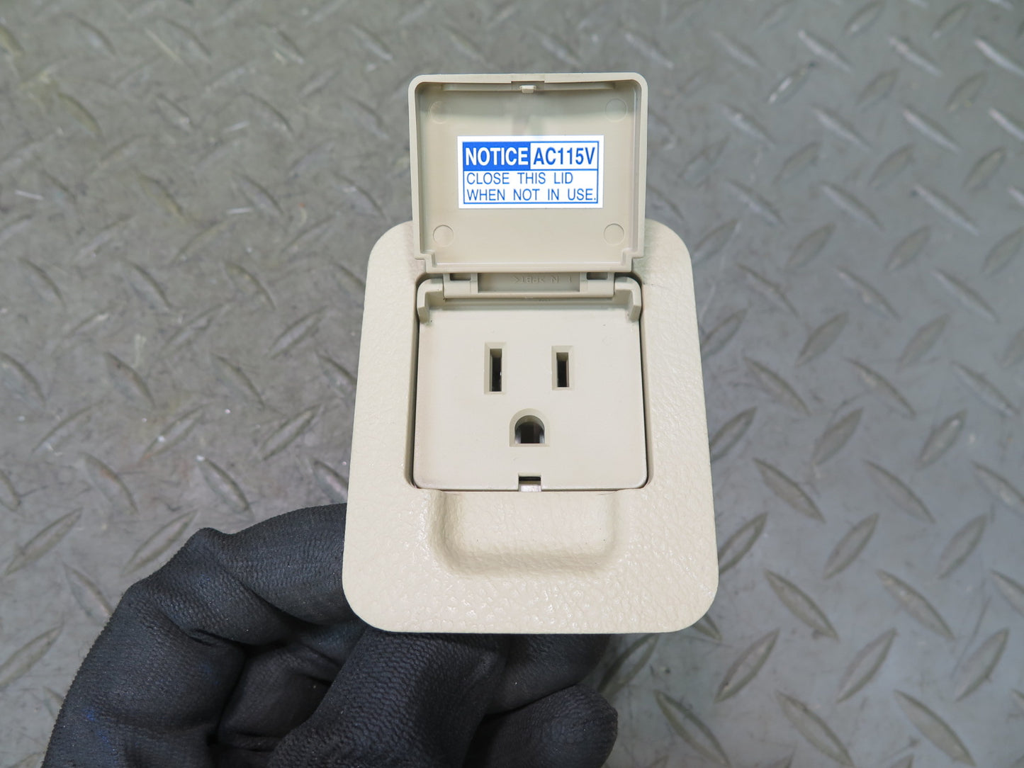 2008-2011 Lexus URJ201L LX570 Rear Trunk Rear Quarter Power Outlet Socket