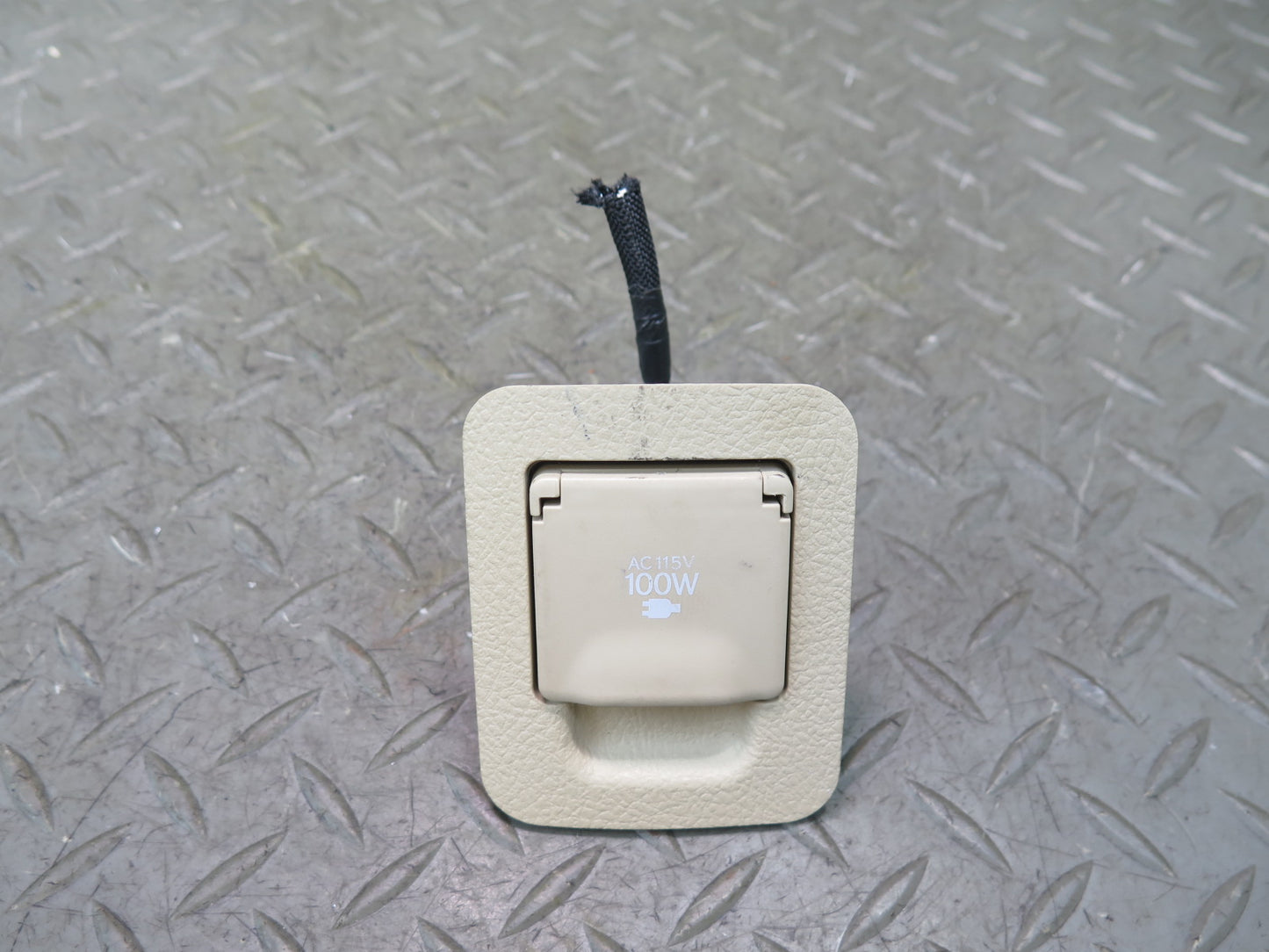 2008-2011 Lexus URJ201L LX570 Rear Trunk Rear Quarter Power Outlet Socket