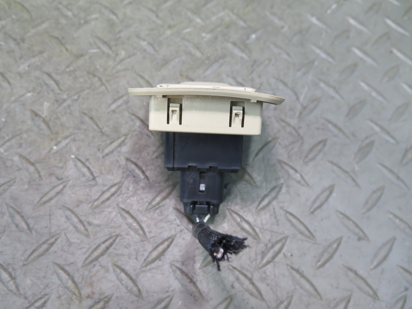 2008-2011 Lexus URJ201L LX570 Rear Trunk Rear Quarter Power Outlet Socket