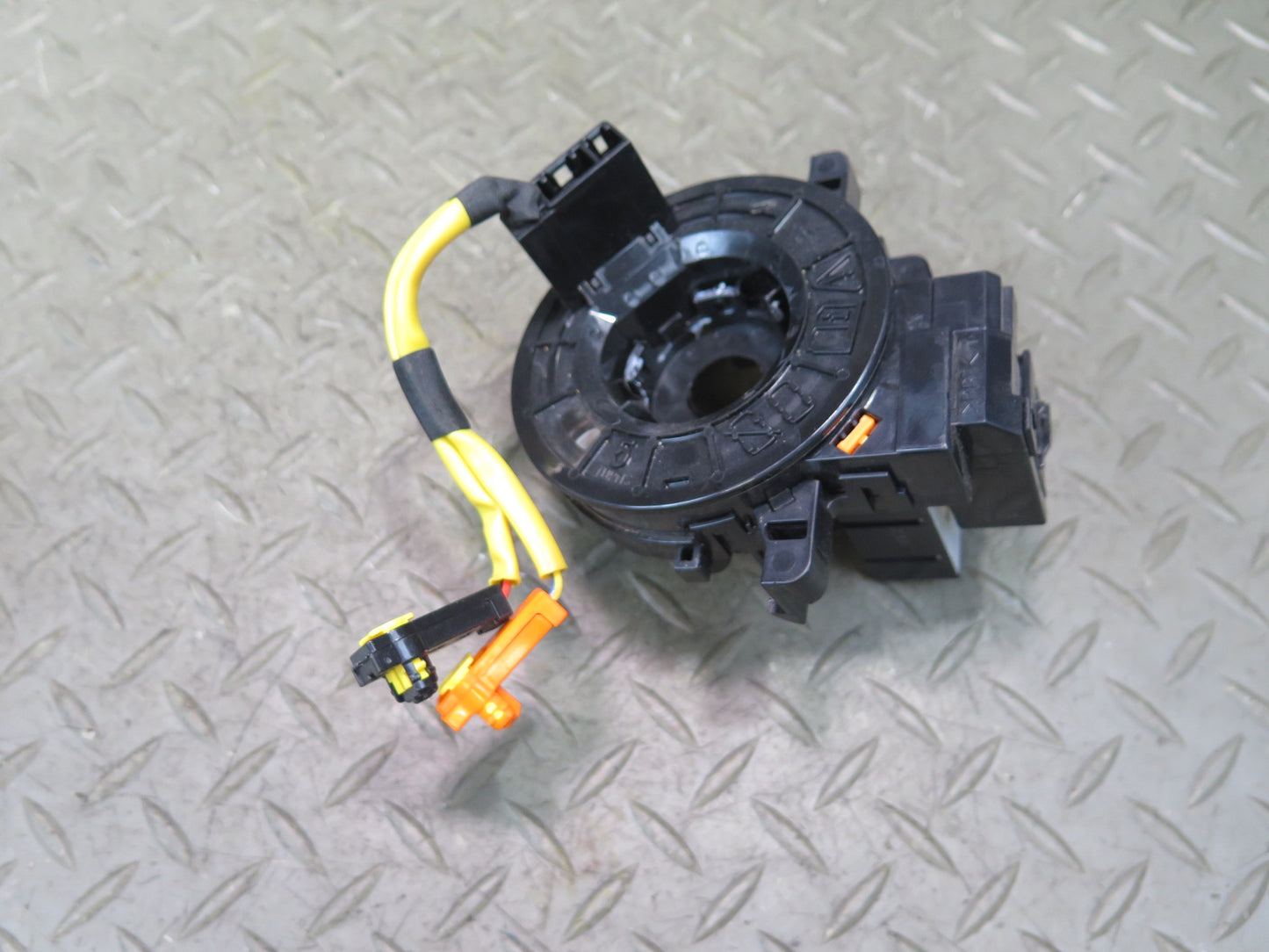 08-11 LEXUS URJ201L LX570 STEERING COLUMN CLOCK SPRING OEM