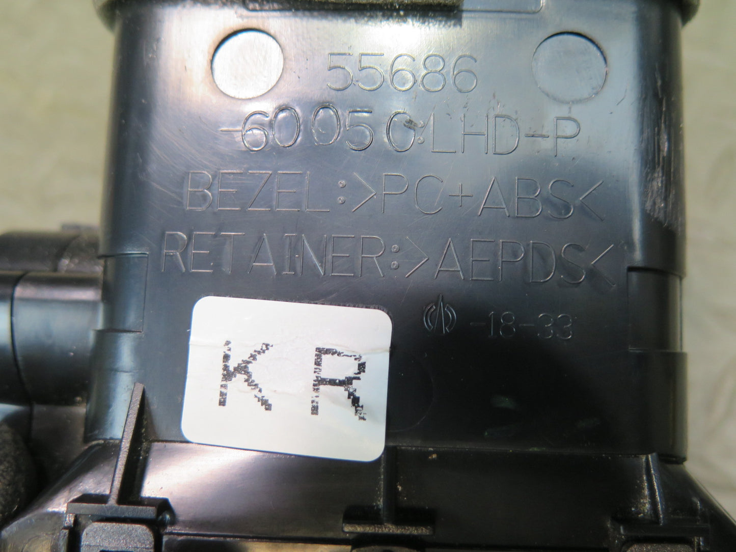 2008-2011 Lexus URJ201L LX570 Front Right Passenger Side A/C Heater Air Vent