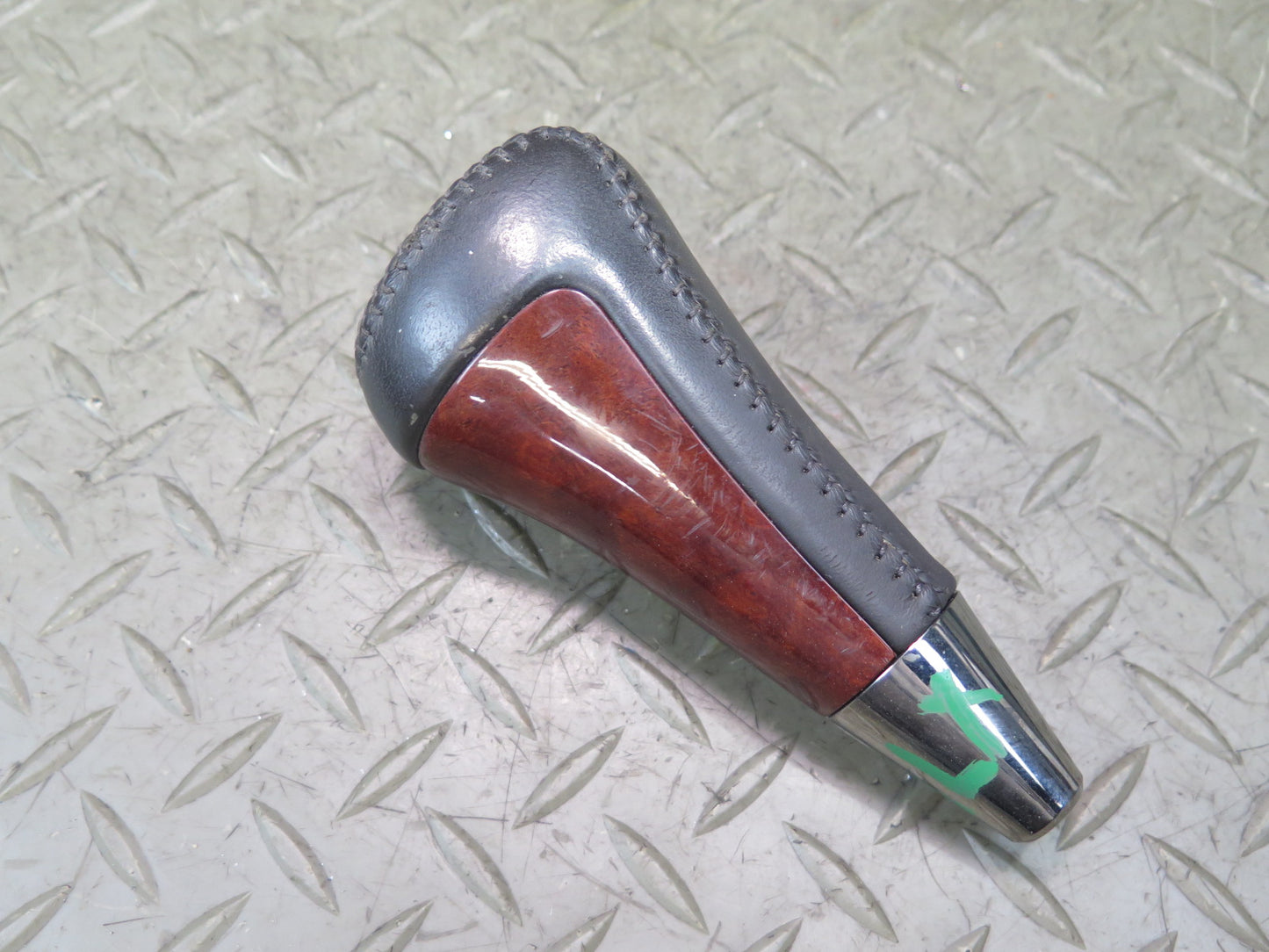 2008-2011 Lexus URJ201L LX570 Automatic Transmission Gear Shifter Selector Knob
