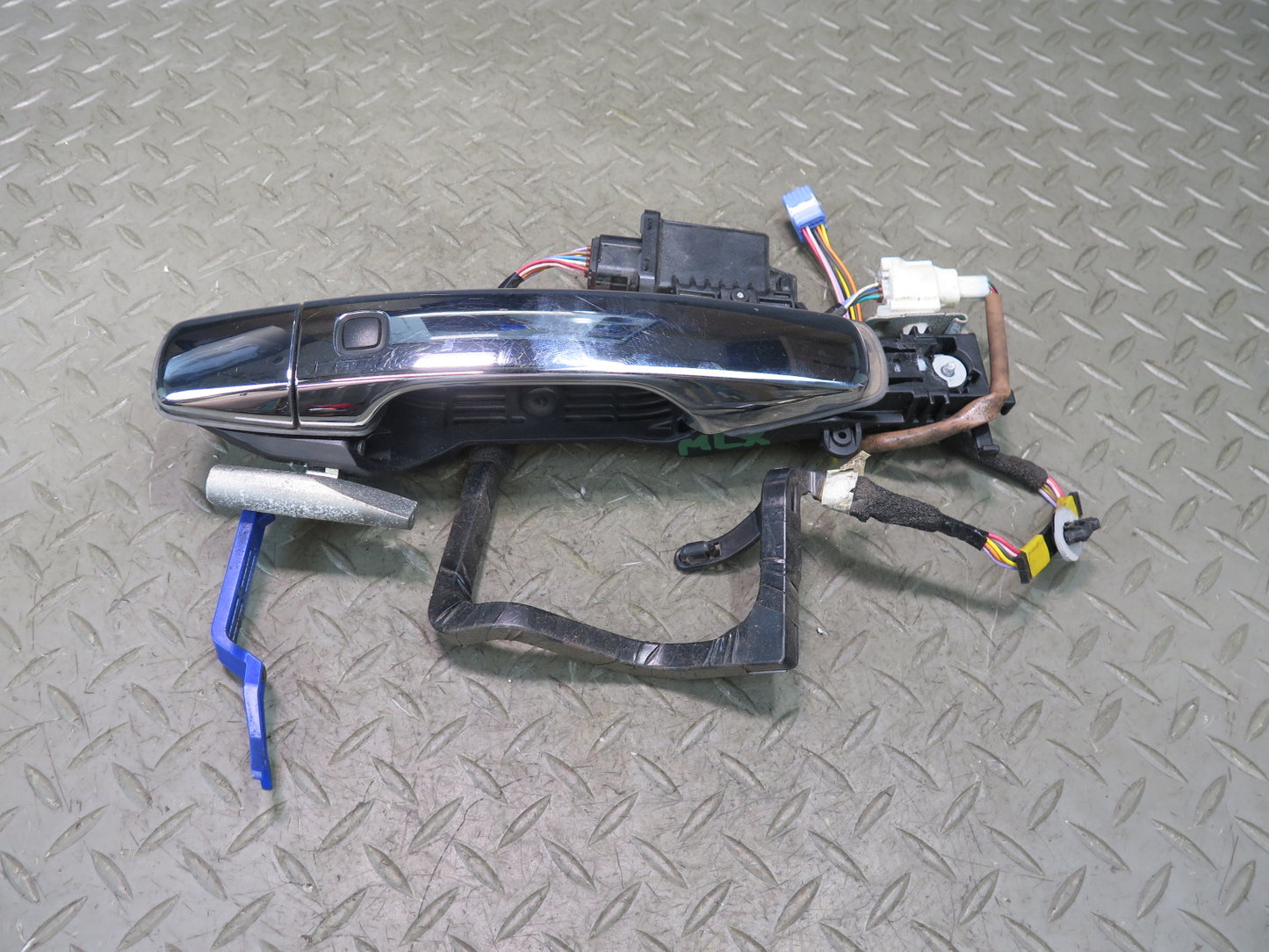 2008-2015 Lexus URJ201L LX570 Rear Left Door Exterior Handle W/ Keyless Entry