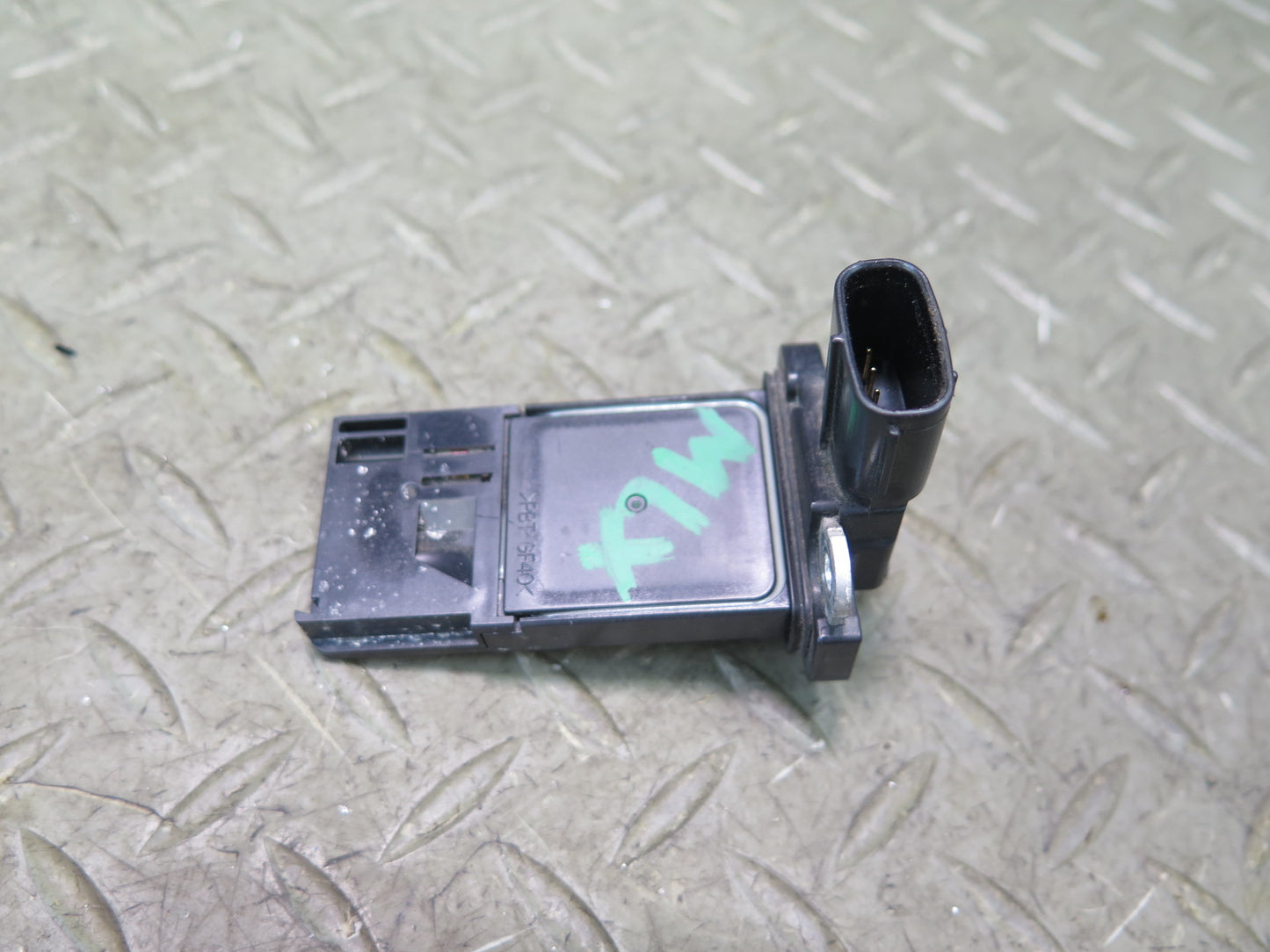 2008-2015 Lexus URJ201L LX570 Mass Air Flow Meter MAF Sensor