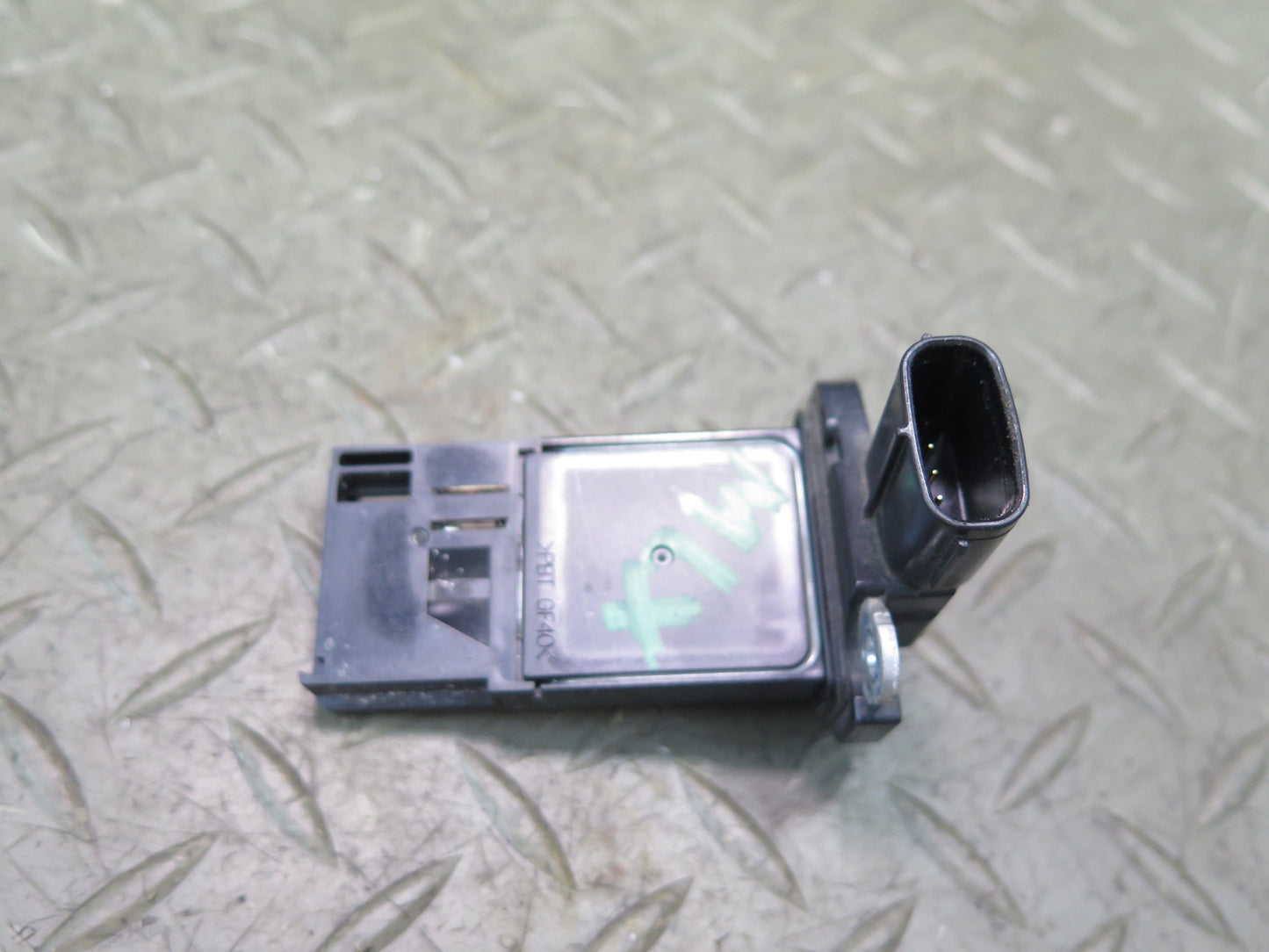 2008-2015 Lexus URJ201L LX570 Mass Air Flow Meter MAF Sensor