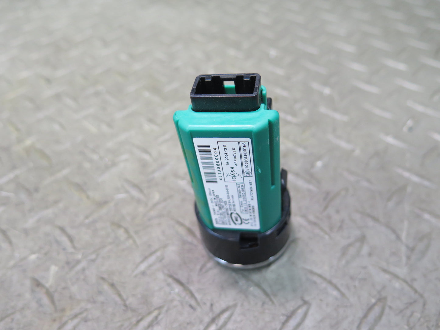 2008-2011 Lexus URJ201L LX570 Engine Power Ignition Button Start/stop Switch