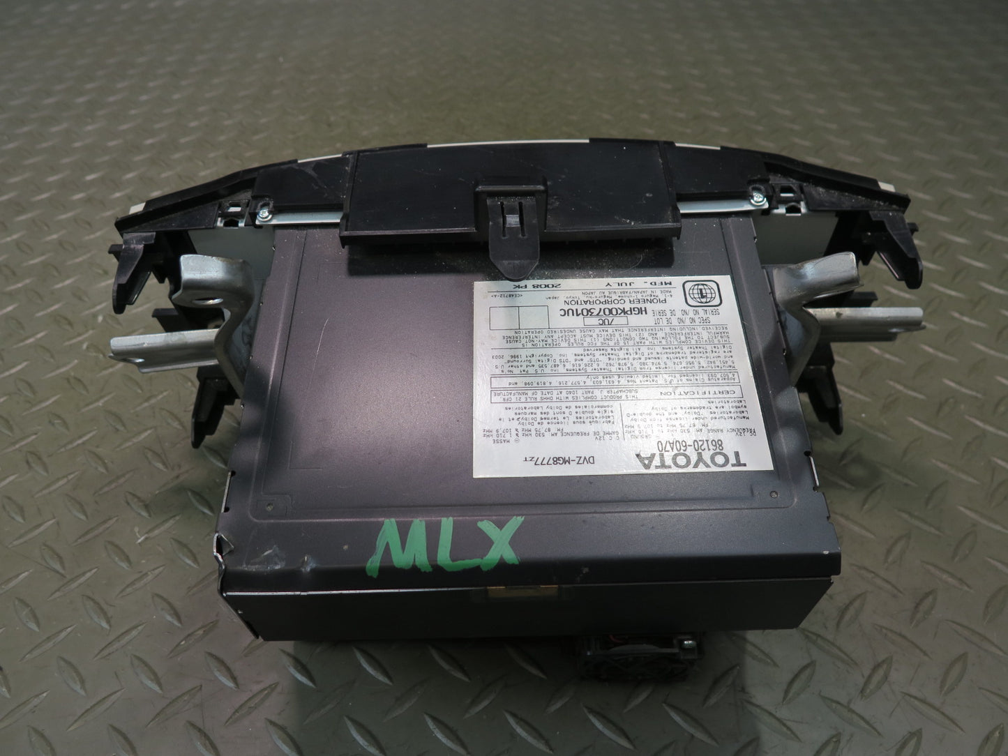 2008-2011 Lexus URJ201L LX570 CD DVD Audio Player Radio Receiver