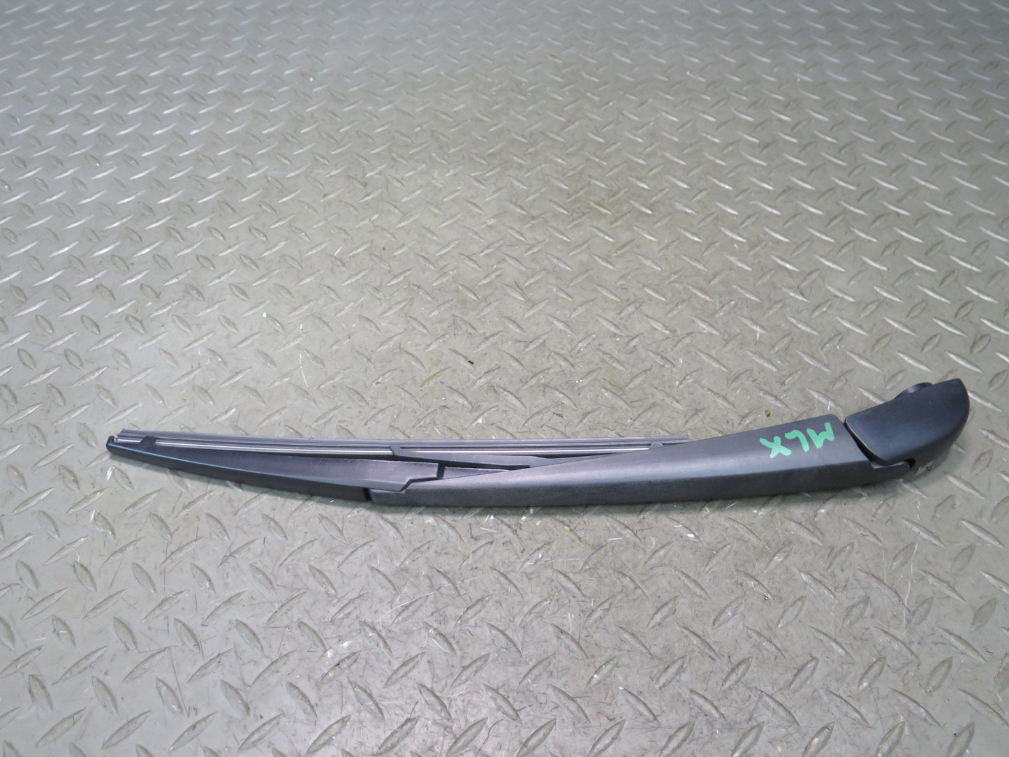 2008-2015 Lexus URJ201L LX570 Rear Liftgate Tailgate Window Wiper Arm