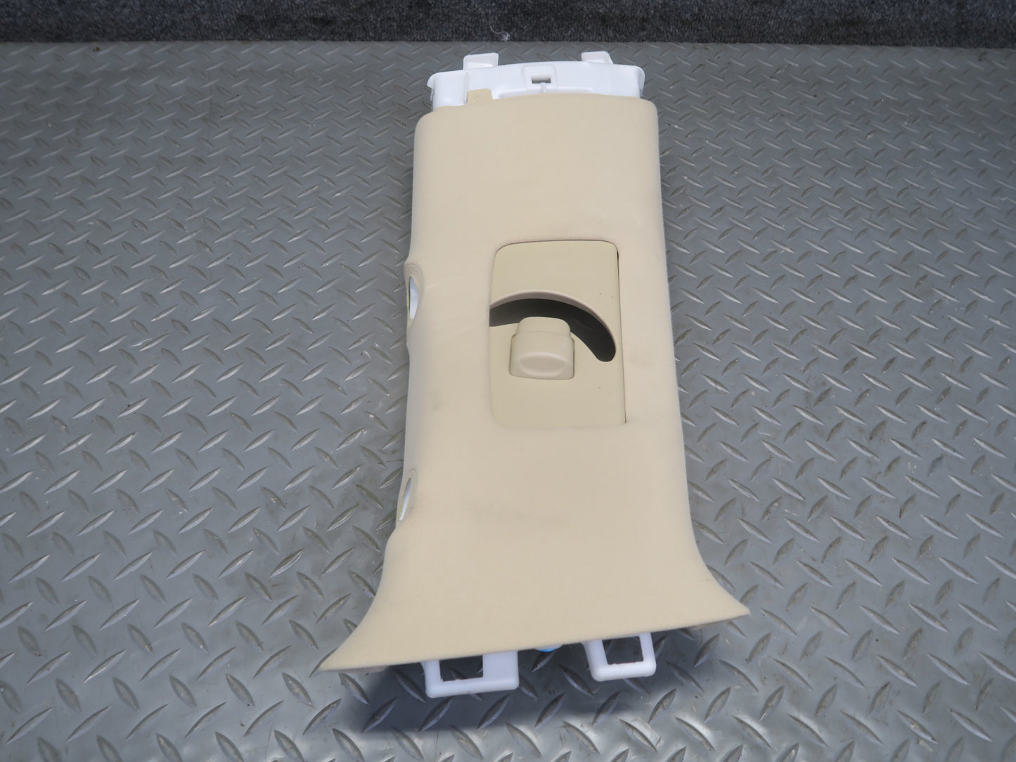 2008-2011 Lexus URJ201L LX570 Left & Right Side B-pillar Upper Trim Panel Set