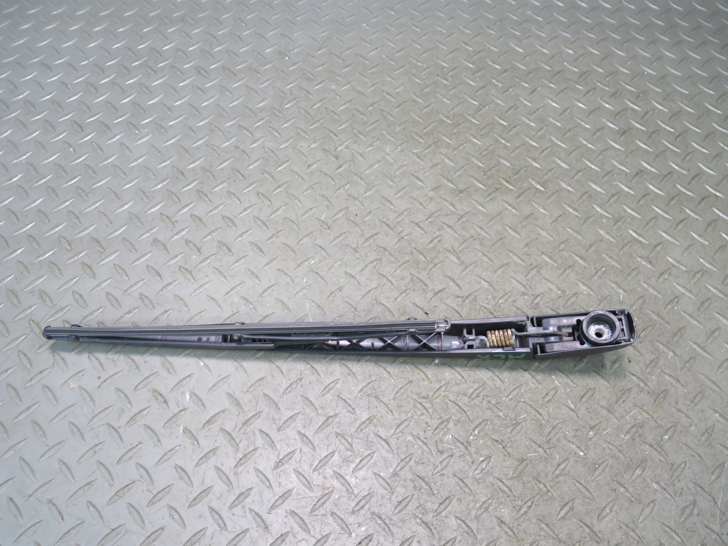 2008-2015 Lexus URJ201L LX570 Rear Liftgate Tailgate Window Wiper Arm