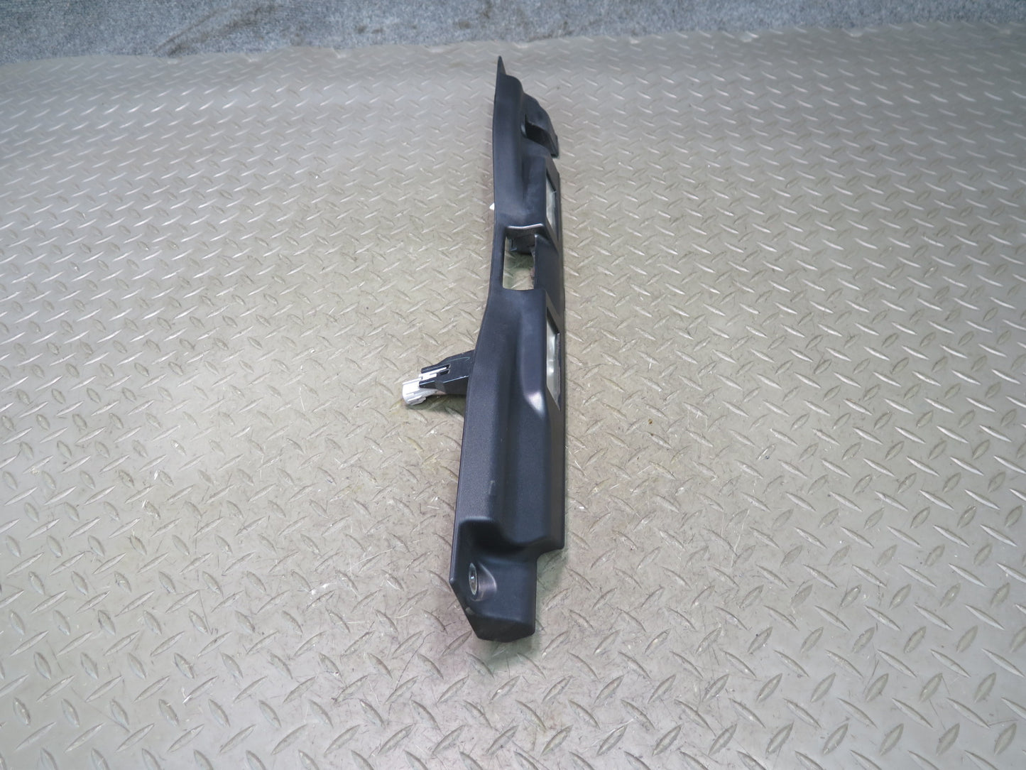 2008-2011 Lexus URJ201L LX570 Rear Trunk License Plate Light Lamp Panel
