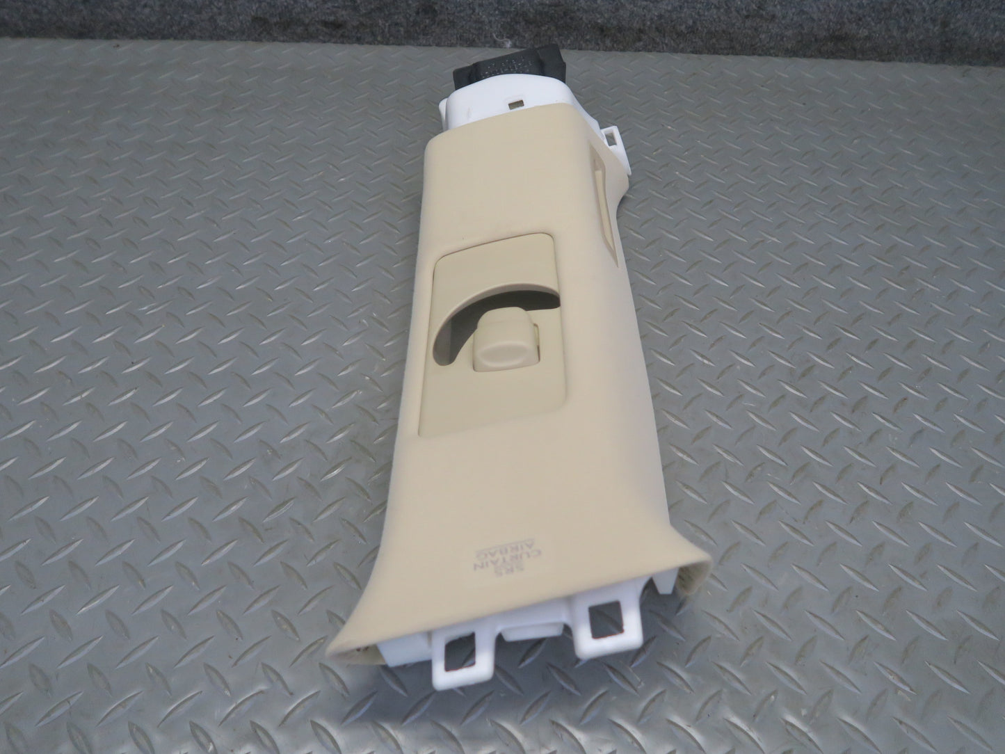 2008-2011 Lexus URJ201L LX570 Rear Left & Right C-pillar Upper Trim Panel Set