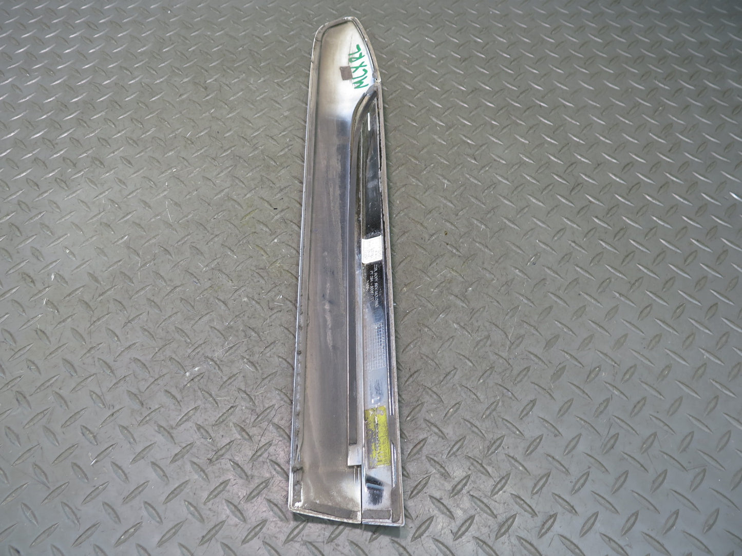 2008-2011 Lexus URJ201L LX570 Rear Left Side Door Lower Trim Molding Cover