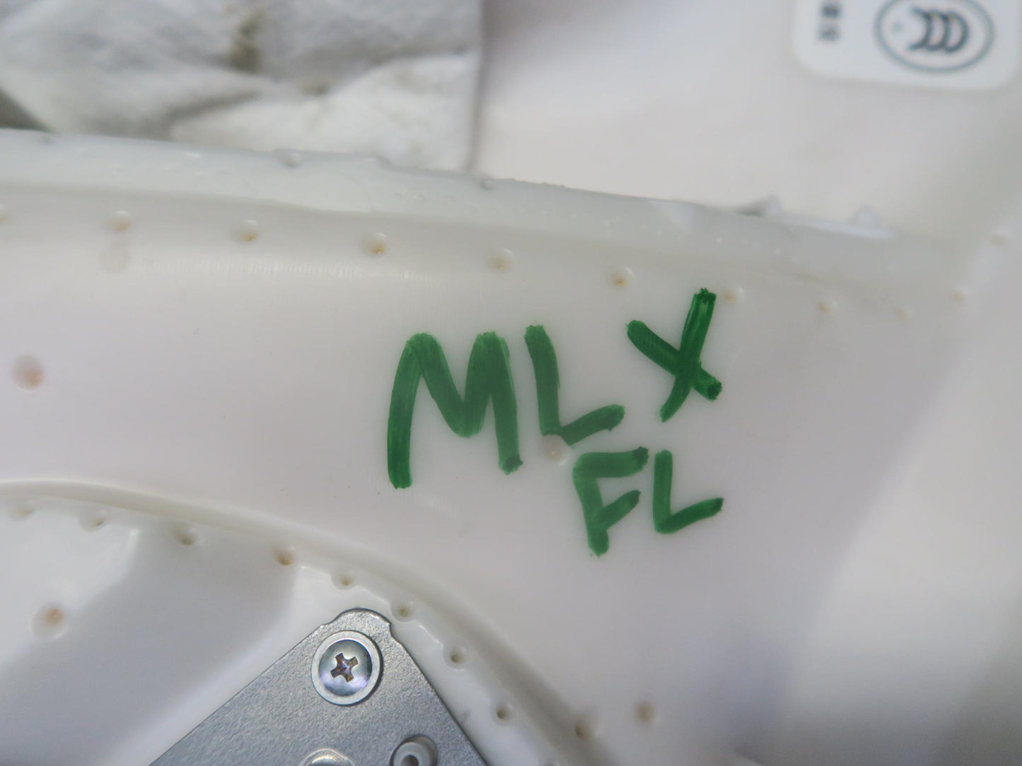 2008-2011 Lexus URJ201L LX570 Front Left Side Door Interior Trim Cover Panel