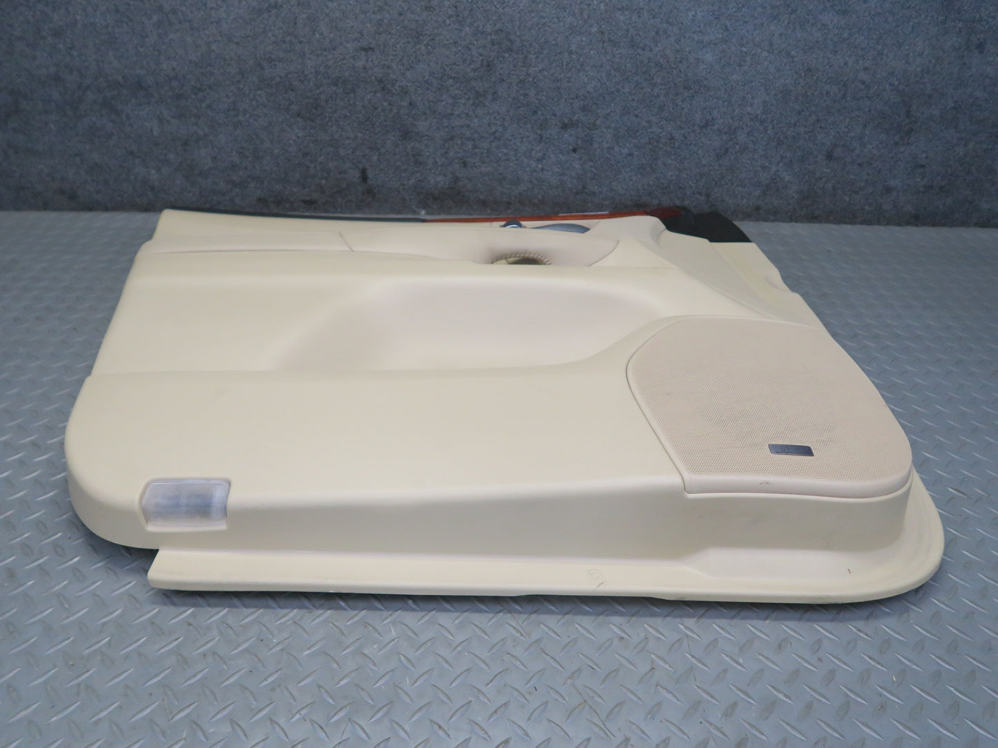 2008-2011 Lexus URJ201L LX570 Front Left Side Door Interior Trim Cover Panel