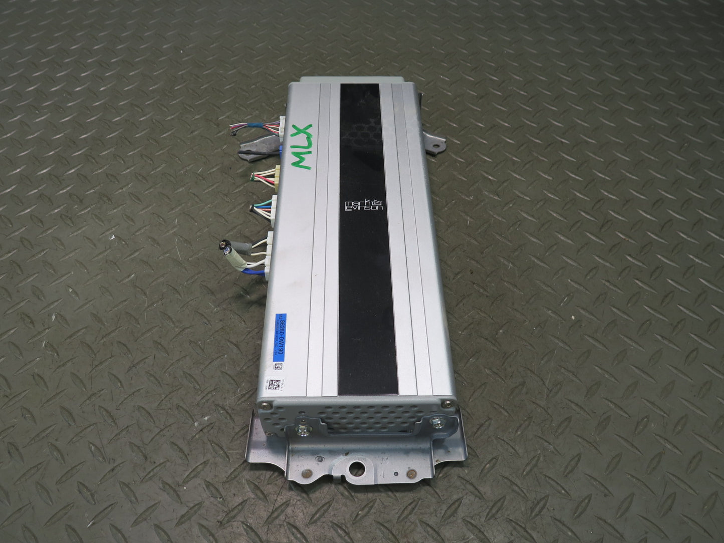 2008-2010 Lexus URJ201L LX570 Mark Levinson Audio Amplifier AMP 86280-0W190