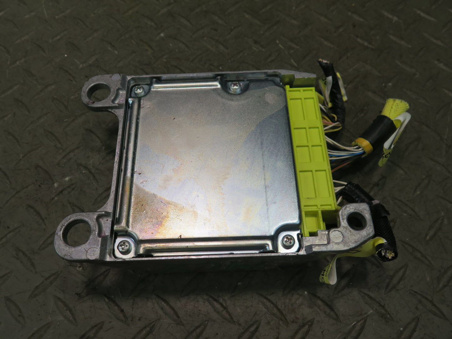 08-11 LEXUS URJ201L LX570 CENTRAL MAIN SRS AIR BAG CONTROL ECU MODULE OEM
