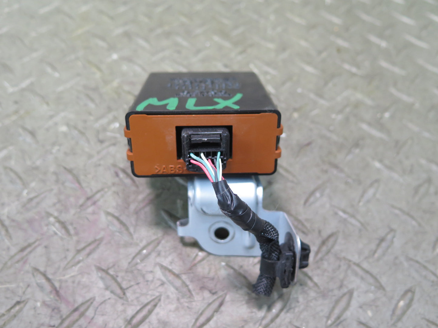 2008-2015 Lexus URJ201L LX570 TPMS Tire Pressure Monitor Control Module