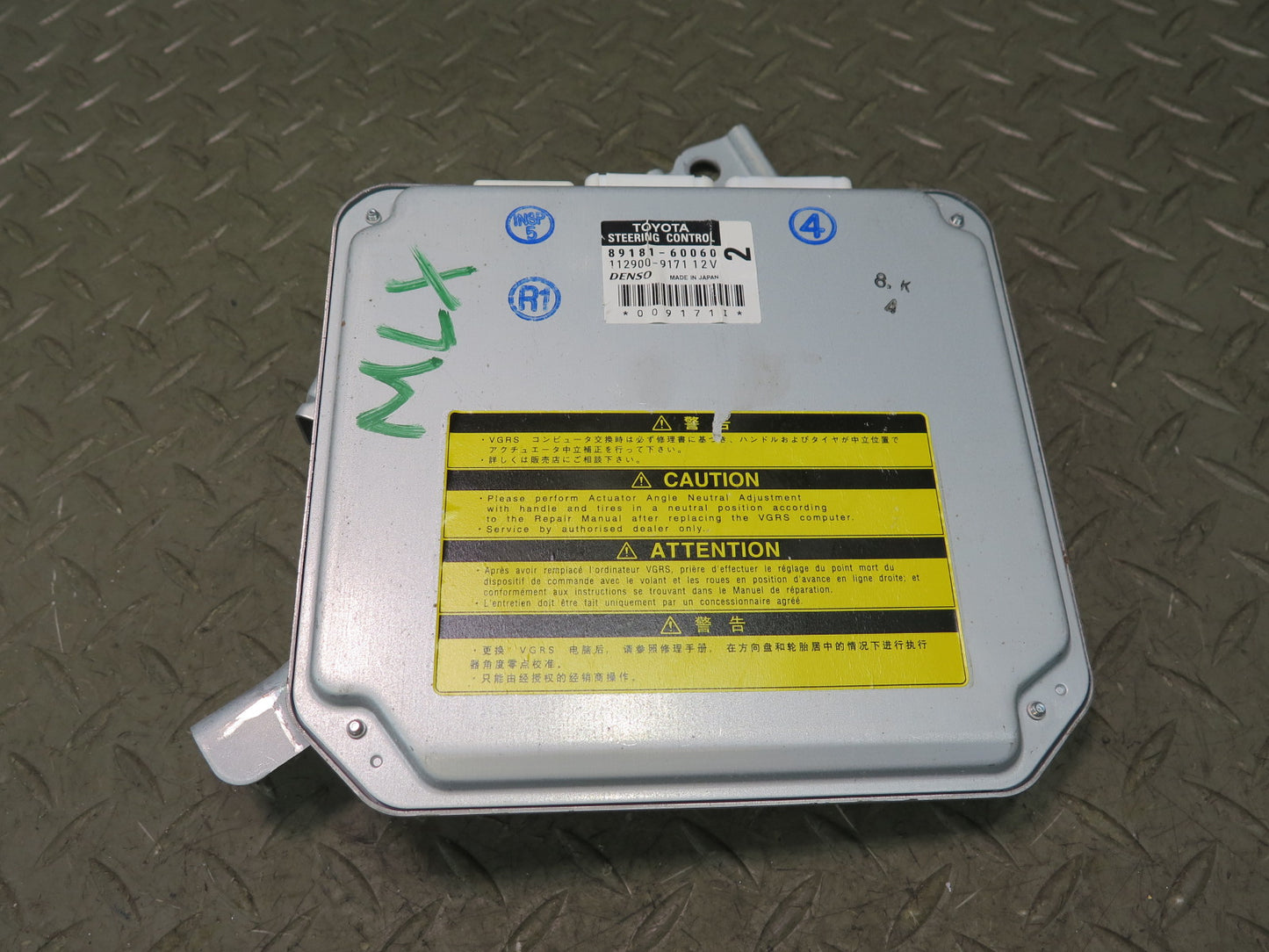 2008-2011 Lexus URJ201L LX570 Steering Control Module Unit 89181-60060