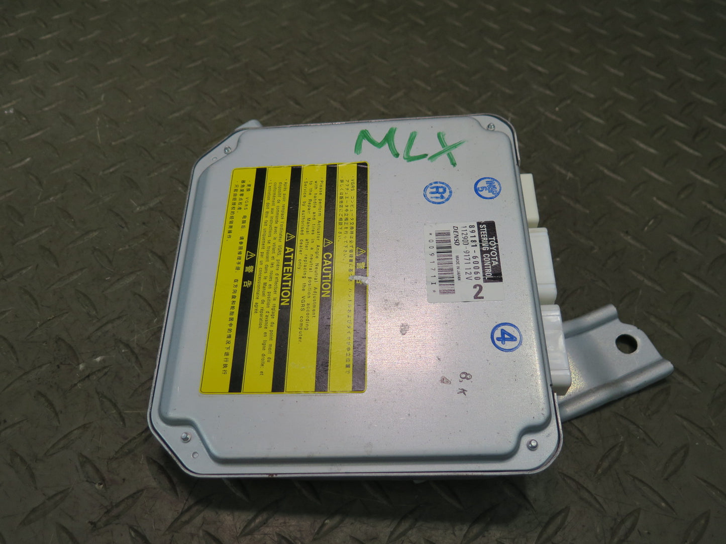 2008-2011 Lexus URJ201L LX570 Steering Control Module Unit 89181-60060