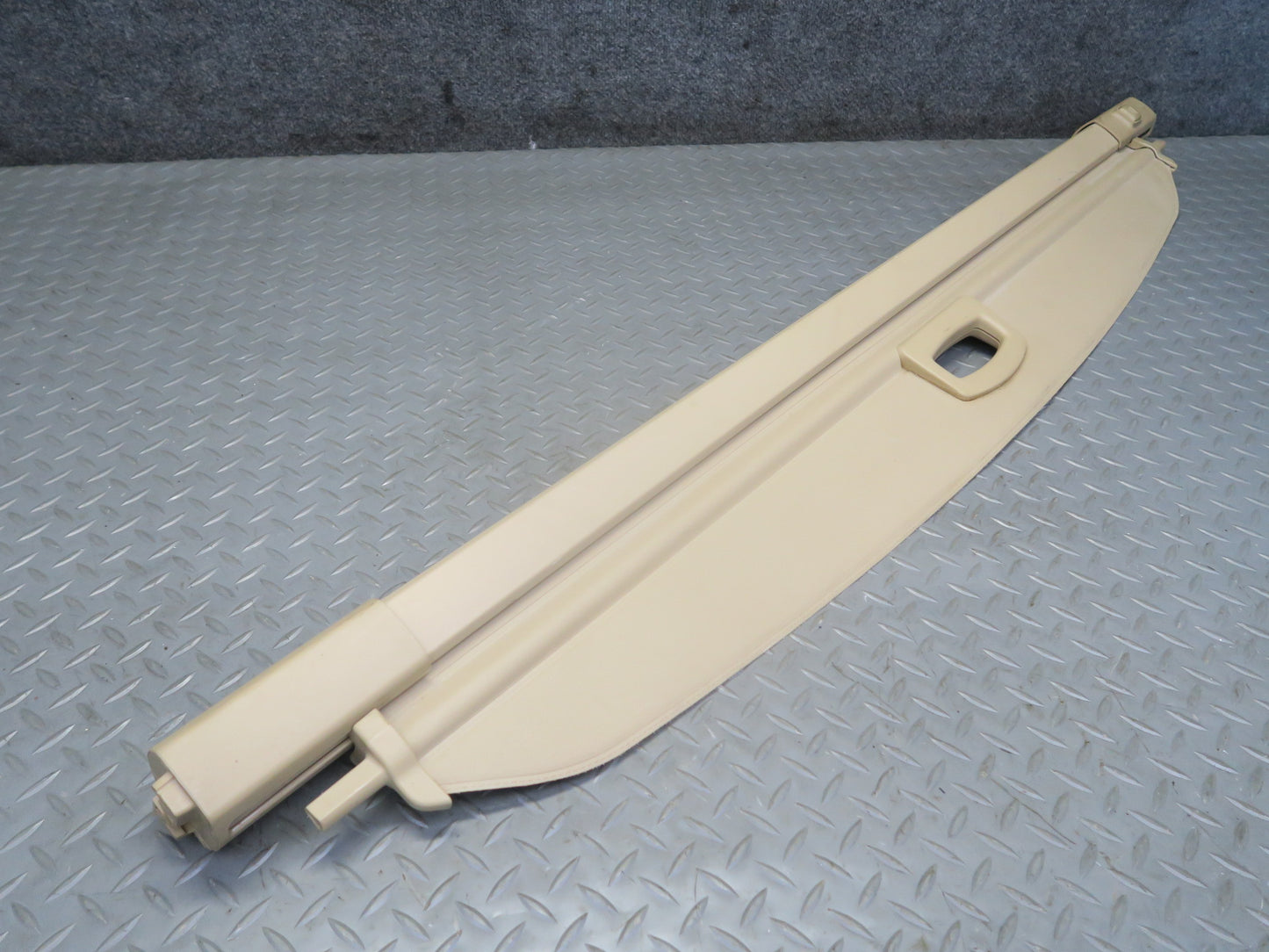 06-11 Mercedes W164 ML350 Rear Window Sun Shade Screen Roller Blind Beige OEM
