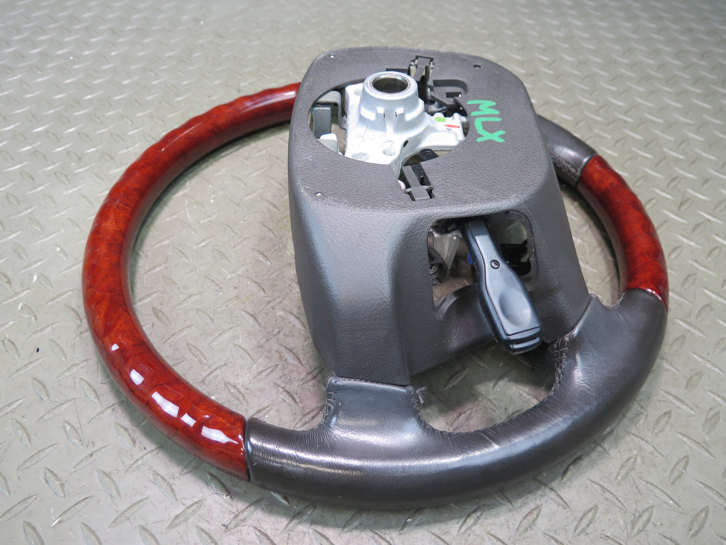 2008-2011 Lexus URJ201L LX570 Leather Wood Steering W/ Cruise Control