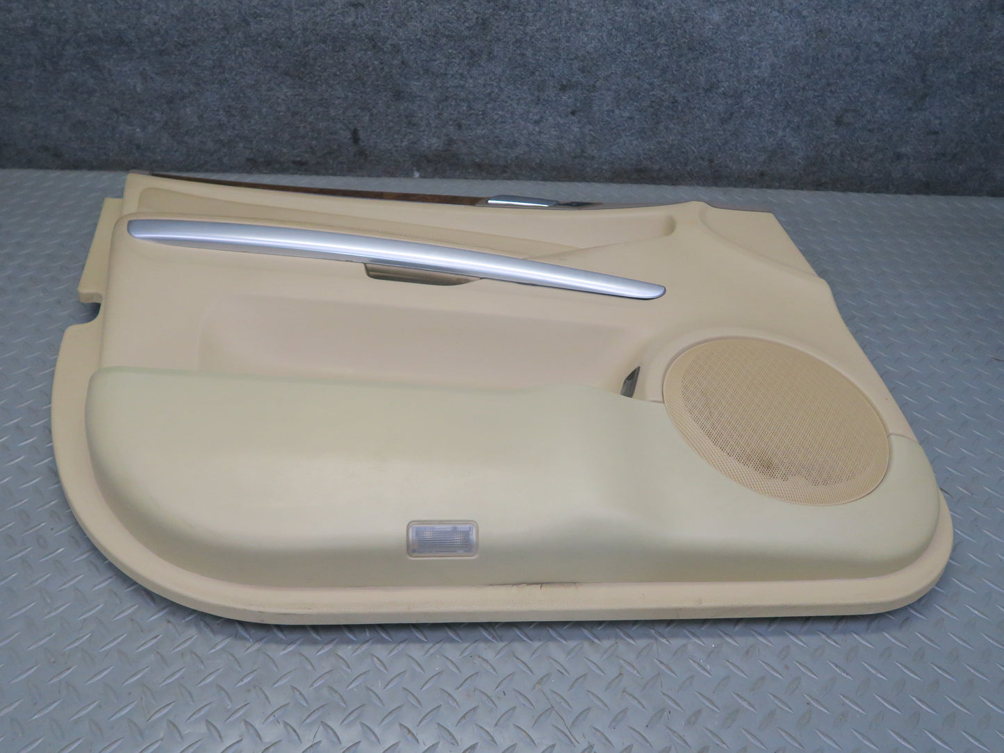 07-11 Mercedes W164 ML350 Front Left Interior Door Panel w Switch Beige OEM