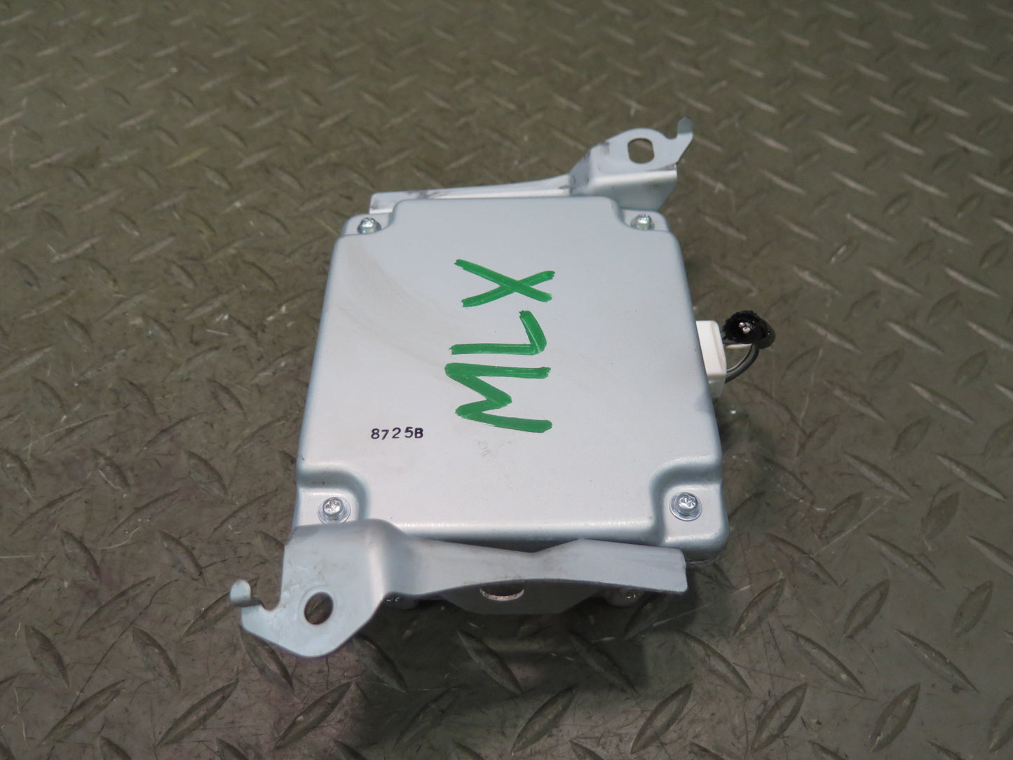 2008-2010 Lexus URJ201L LX570 Voltage Inverter Electronic Control Module